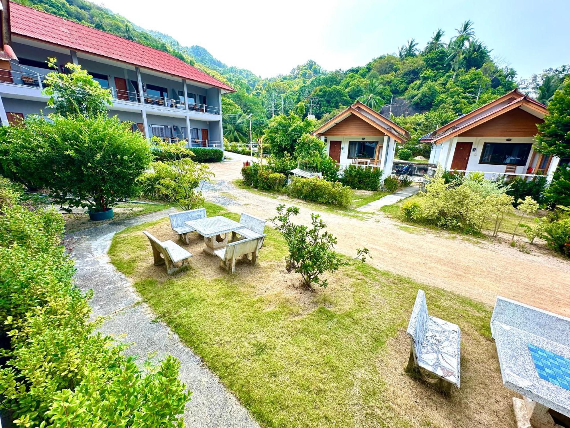 The Scenery Beach Resort Baan Khai Extérieur photo