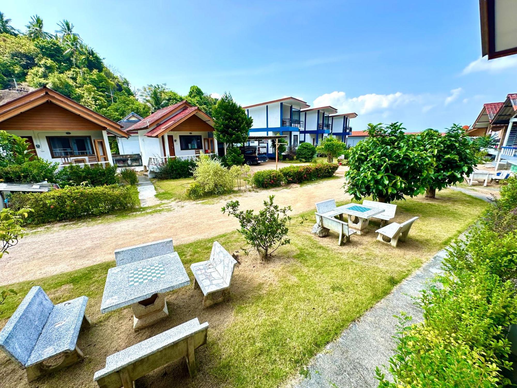 The Scenery Beach Resort Baan Khai Extérieur photo